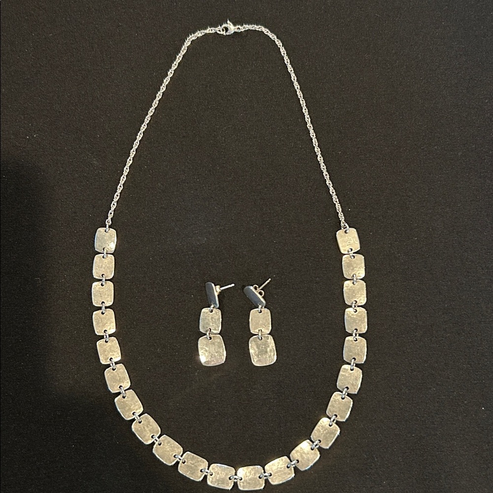 Retired James Avery Hammered Square Link Earring and Necklace Set